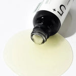 numbuzin No.5+ Glutathione Vitamin Concentrated Serum texture – lightweight pale yellow serum pooling from the bottle