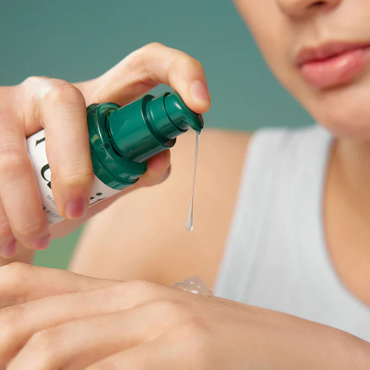 Purito Wonder Releaf Centella Serum — soothing Korean face serum with Centella Asiatica for calming sensitive skin