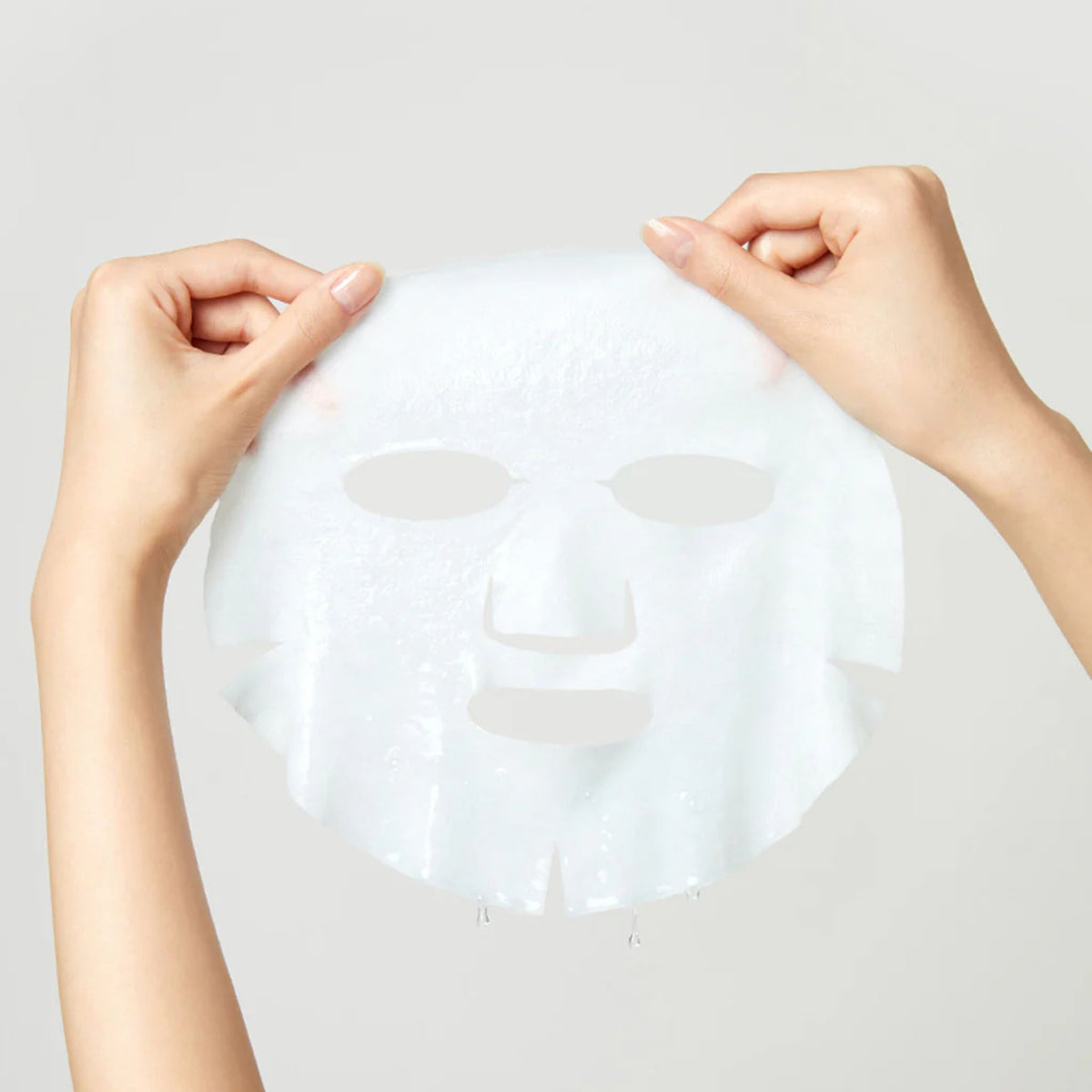 Torriden DIVE-IN Hyaluronic Acid Mask – soft cellulose sheet drenched in moisturizing essence for all skin types