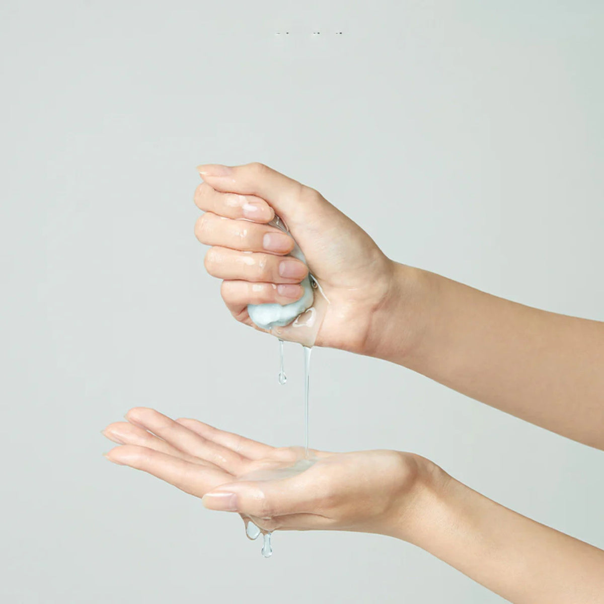 Highly saturated Torriden DIVE-IN sheet mask – packed with hydrating serum for plump and dewy skin